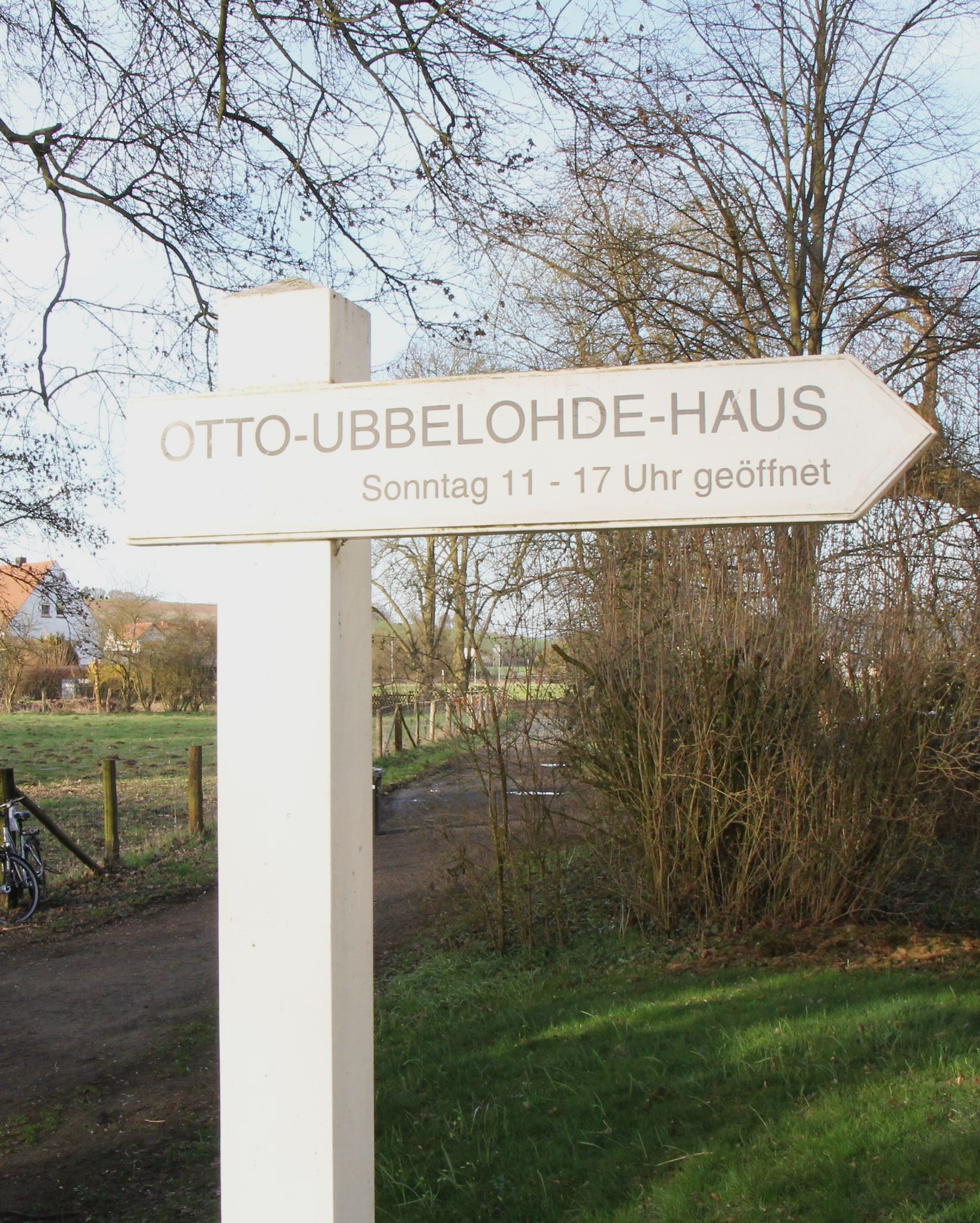 Schild zum Otto-Ubbelohde-Haus